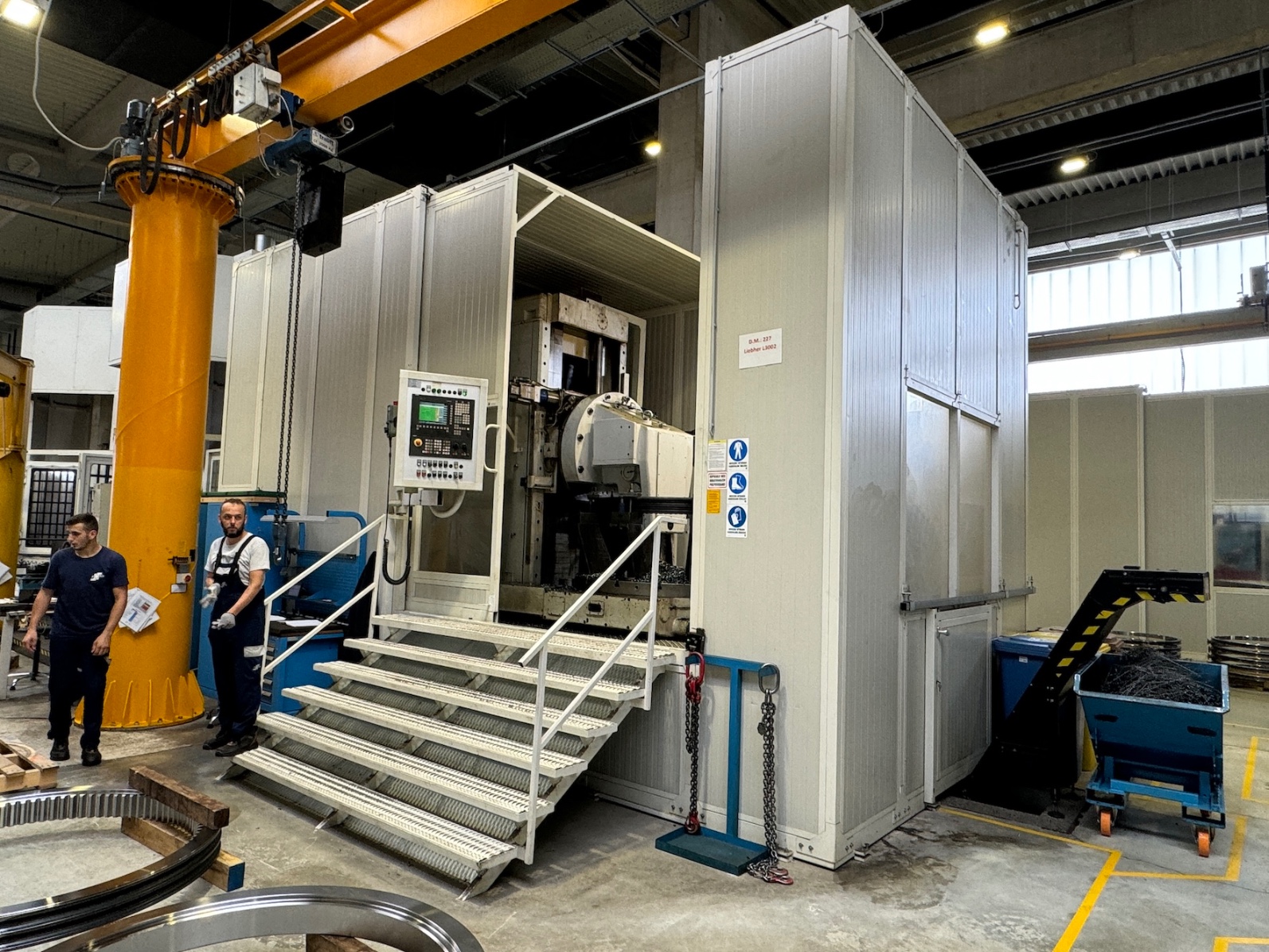 LIEBHERR L3002 CNC Gear Hobber — Latest arrivals in the GUAX AB inventory