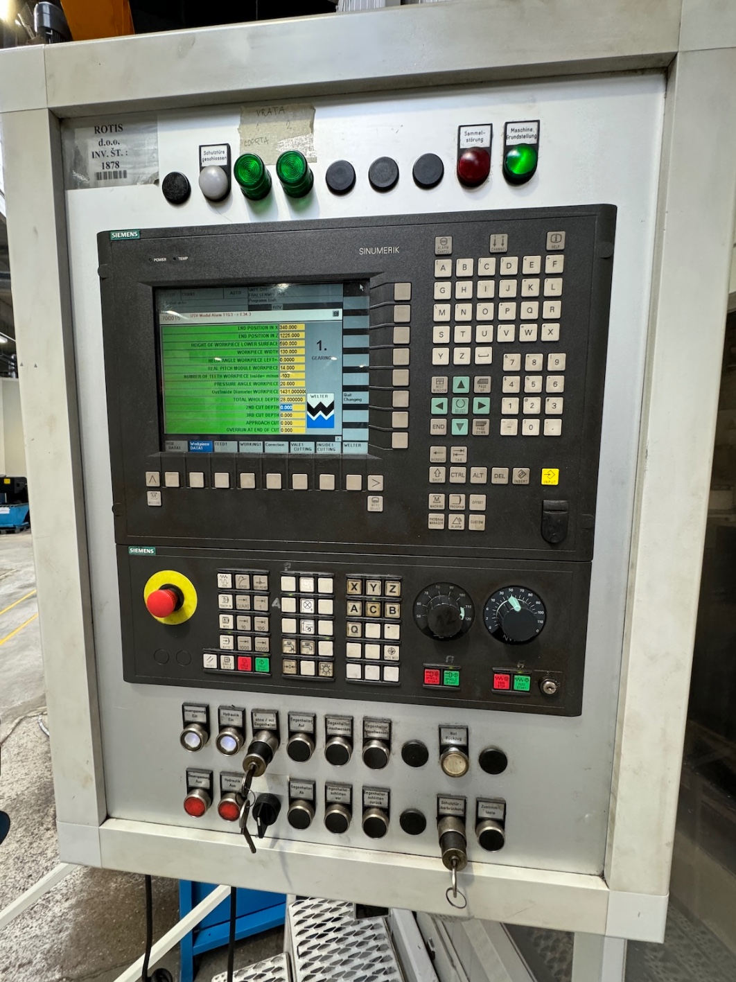 LIEBHERR L3002 CNC Gear Hobber — additional view
